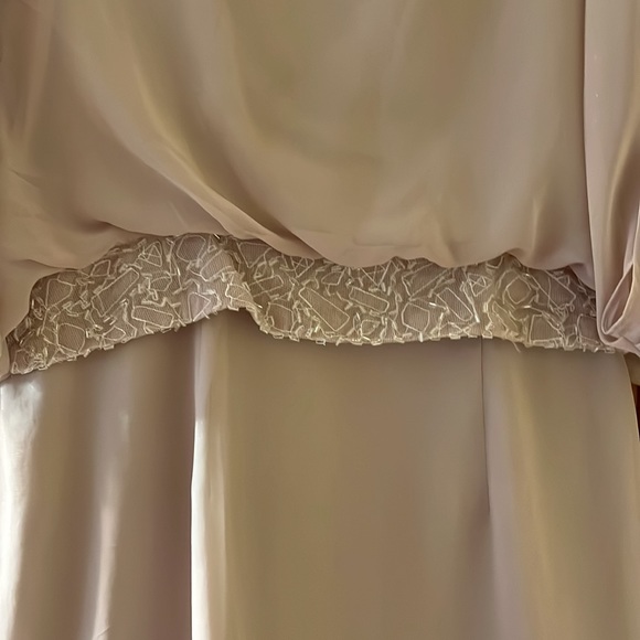 Bisou Bisou dress, size 6 - Picture 3 of 7